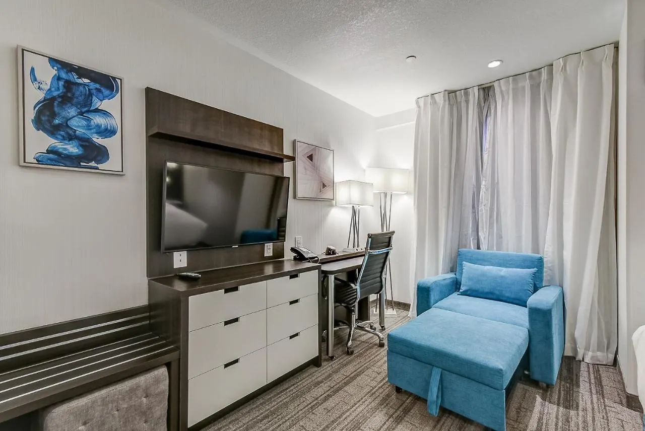 Est Hotel Toronto 4*,  Kanada