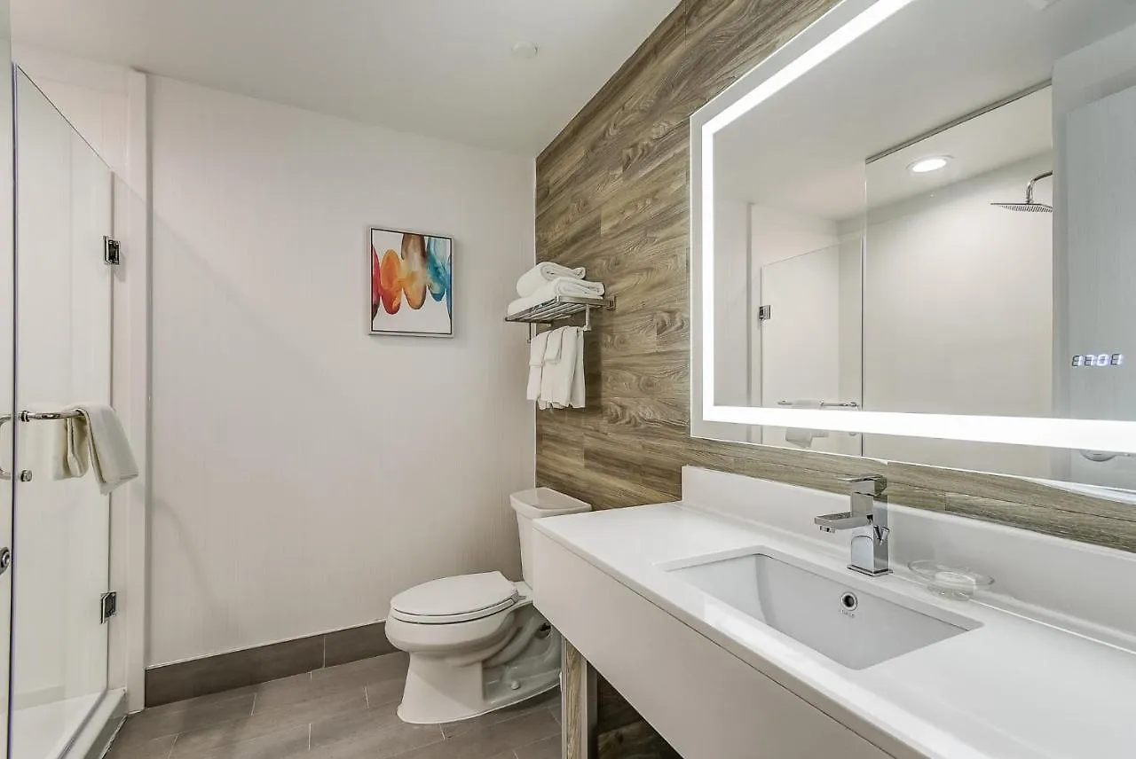 ****  Est Hotel Toronto Kanada