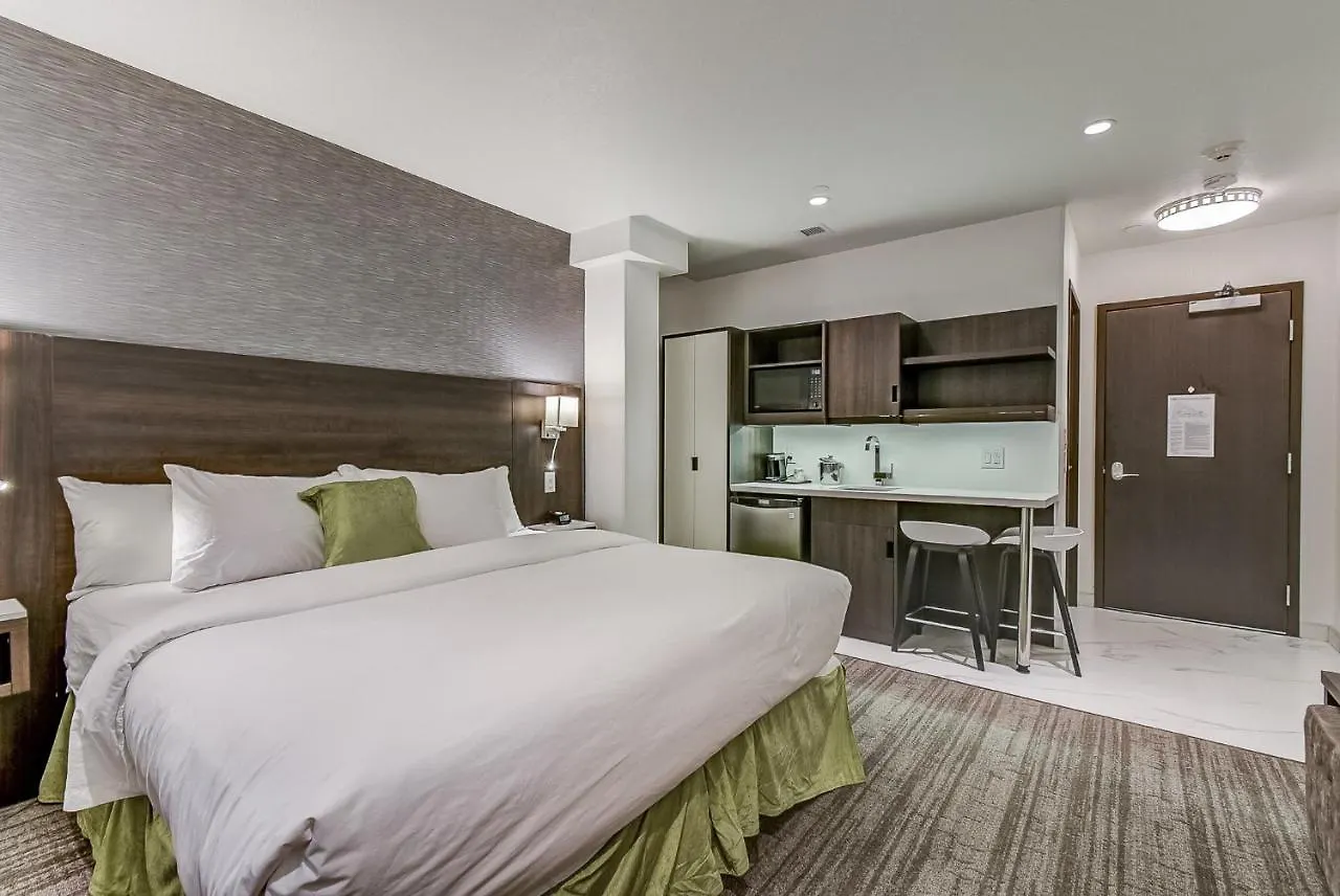 Est Hotel Toronto Canada