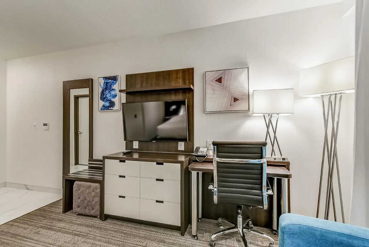 Est Hotel Toronto